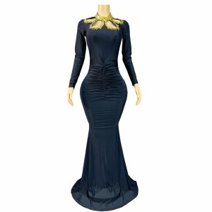 Elegant long sleeve black dress for all evening events.